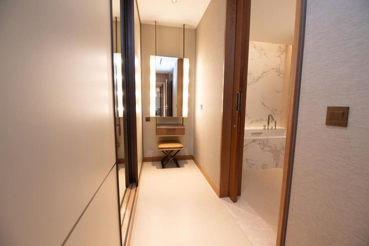 Апартаменты Gorgeous High Floor 3-Bed With Full Burj View Дубай Экстерьер фото